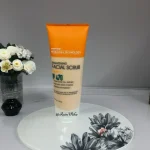 Seed + Clay Brightening Facial Scrub